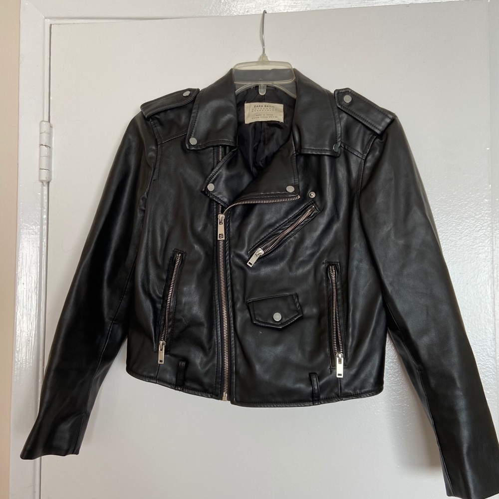 Zara vegan leather cropped moto jacket small/med
